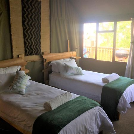 เทนิควา ทรีท็อป Hotel Karatara Settlement ภายนอก รูปภาพ